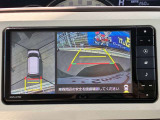 全方位モニターで駐車時も安心です。バックカメラで駐車時の後方確認バッチリです!