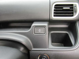 運転席でスライドドアの開け閉めが可能。実はうれしい機能です