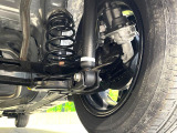 お車を安心してお乗りいただく為には、足回りの定期点検が欠かせません。サービスサポート(有償保証)では無料点検もご提供しており、安心のカーライフをお過ごしいただけるサポート体制が整っています。