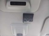 ドライブレコーダーが装備されてるので運転中や駐車中、万が一の時に映像で残す事ができるので安心です。