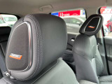 ヘッドレストにはいい音が奏でるBOSEスピーカー