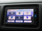 ナビゲーションは純正メモリーナビ(VXM-174CSi)を装着しております。AM、FM、CD、Bluetooth、ワンセグTVがご使用いただけます。初めて訪れた場所でも安心ですね!