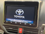 【大画面ナビ】人気の大型9インチナビを装備。存在感のある大画面はインパクト大!ナビ利用時のマップ表示は見やすく、テレビやDVDは臨場感がアップ!いつものドライブがグッと楽しくなります♪