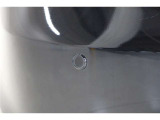 コーナーセンサーは障害物に近いた時に音やディスプレイ表示でお知らせしてくれる便利装備です。車の運転に自信のない方にはおすすめです。