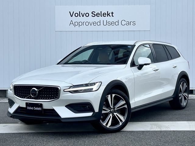 V60クロスカントリー ウルトラ B5 AWD 4WD