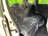 高品質なオリジナルフロアマットもオプションにてご用意しております。お好きなデザインやカラーをお車に合わせて選んでいただくことができます♪