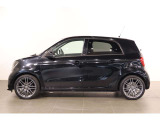 お気軽にお問い合わせください。Tel:075-325-0440 Mobile:090-6756-7496  中古車担当:廣田まで
