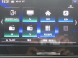 メモリ-ナビ:(SD方式)で、初めての道や遠出でも安心です!もちろんBluetoothやTV視聴機能搭載なので、好きな音楽を聴きながら楽しいドライブを♪