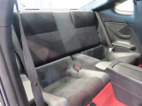 ゆとりある広々とした車内空間は、ドライブを始め買い物やレジャーなど、幅広く活躍します。一人でもみんなとでもお出かけを楽しみましょう!