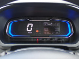 メーターパネルも知りたい情報が一目瞭然ですね。
