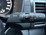 【オートライト(AUTO)】外の明るさをシステムが感知して、自動でヘッドライトが点灯します!ヘッドライトをつけ忘れを防ぐ便利機能です。