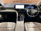 クラウンクロスオーバー 2.5 G アドバンスト レザー パッケージ E-Four 4WD 