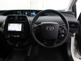 運転席廻りです。