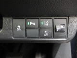パーキングセンサーを装備しています。全車、弊社専門スタッフによる内外装クリーニングを実施しております。綺麗な状態でご納車いたします。
