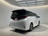 納車後1年間は走行無制限のトヨタロングラン保証付きです。(対象項目:約60項目・5000部品)が対象です。全国のトヨタ系ディーラーで保証修理が可能です。