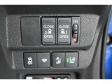 スライドドアの開閉も 運転席から