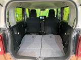 普段のお買い物や通勤、送迎等に十分な荷室スペースを確保しております。セカンドシートを倒すと、大きな荷物の積載も可能です♪