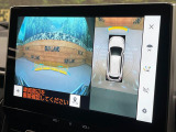 【パノラミックビューモニター】専用のカメラにより、上から見下ろしたような視点で360度クルマの周囲を確認することができます☆死角部分も確認しやすく、狭い場所での切り返しや駐車もスムーズに行えます。