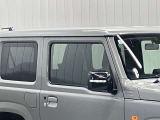 プラスチックバイザーがない分デザインもすっきり★洗車の時の窓拭きもラクラクです!