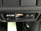 ETC2.0を搭載し、高速道路の料金決済をスムーズに行えるだけでなく、道路情報を活用した高度な運転支援サービスにも対応しています。