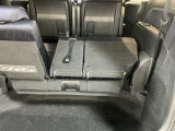 乗車人数や荷物の量、車内での過ごし方に合わせて、シートのレイアウトを変更できます。