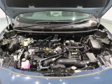 見えないところまで徹底洗浄!中古車をキレイで気持ちよくお乗りいただけるよう、内外装ともにしっかり「まるごとクリーニング」♪エンジンルームも施工済!