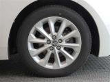R5年式夏タイヤ205/55R16ブリヂストン製です。