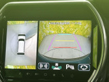 狭い道や駐車場でも、後方の状況をしっかり確認できます。安全な駐車をサポートし、運転をより快適にします。