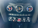 ◆LIBERALAは、輸入車選びの新たなスタイルを提案するインポート・セレクト・ブランドです。オーナー様となる方がクルマから直接感じる感性を第一にした、最良の一台との出会いをコーディネートいたします。