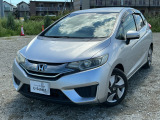 2015年式の【フィットハイブリッド】が入庫しました!まだ入庫したばかりですので、現在ルームクリーニングなどを行っている最中です。ご興味を持っていただけましたら、ご連絡をください。