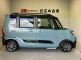 車両右側面からの写真になります。車をご覧になりたい時はお気軽に最寄りの店舗へご相談下さい。