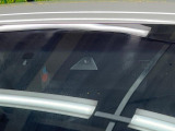 【トヨタセーフティセンス】走行中に前方の車両等を認識し、衝突しそうな時は警報とブレーキで衝突回避と被害軽減をアシスト。より安全にドライブをお楽しみいただけます。
