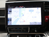 【純正10インチナビ】使いやすいナビ操作にオーディオ機能も充実!Bluetooth接続で運転中のハンズフリー電話や好みの音楽を車内に流す事が出来ます。ラインナップや車種に応じて豊富な機能が使用可能♪
