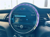◆LIBERALAは、輸入車選びの新たなスタイルを提案するインポート・セレクト・ブランドです。オーナー様となる方がクルマから直接感じる感性を第一にした、最良の一台との出会いをコーディネートいたします。