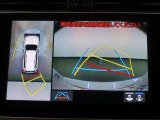 パノラミックビューモニター付きで、車両の周囲を確認することができるので安心できますね♪
