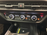 フロント両席にはシートヒーターが付いています!寒い日に便利な装備ですね。