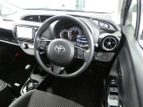 見通しのよいすっきりとした視界で、誰でも運転しやすいです。運転のしやすさは疲れにくさにも繋がりますよ♪