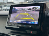 車庫入れ・駐車を安心サポート!バックカメラ装備です。