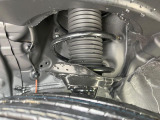 お車を安心してお乗りいただく為には、足回りの定期点検が欠かせません。サービスサポート(有償保証)では無料点検もご提供しており、安心のカーライフをお過ごしいただけるサポート体制が整っています。