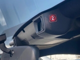 【アイサイト】前方の車両等を検知し、衝突しそうな時は警報で注意を促し、ブレーキを踏む力をサポート。ブレーキを踏めなかった場合は衝突被害軽減ブレーキが作動、衝突回避をサポートします。