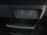■USB1(タイプC)、USB2(タイプA)。