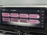 Bluetooth接続やApple CarPlay、フルセグTV(自宅/おでかけエリア切替可)、USB接続など多彩なメディアに対応。長距離ドライブでもお好みの音楽や映像を快適に楽しめます。