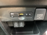 ETC付いてます。ETCが使用可能な道路通行料はキャッシュレスでスマートに走行できます。再セットアップして納車致します。