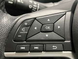 ステアリングスイッチ搭載!ハンドルひとつで手を離さなくても運転中視線をそらさなくても操作が出来て便利です♪
