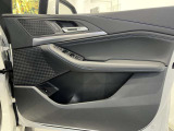 【ご納車後について】遠方のお客様はお住まいのエリアのBMWサービス工場にてメンテナンスを受けて頂けます。現地BMWへのお取次ぎなどもさせて頂きますのでご安心下さい。