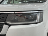LEDヘッドライトは、点灯の瞬間から最大光量を発揮し、突然暗くなるトンネルなどでの安定感を高めます。