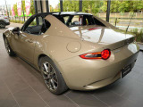 神戸マツダ神戸西インター店は、通常ディーラー+&alpha;の次世代型店舗としてROADSTER EXPERIENCE SPACEの冠を掲げ、「いつでも・誰でも・気軽に会いに行ける」ロードスターUカー専門店。