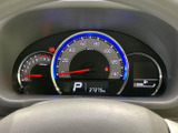視認性の高いメーターで、運転状況をしっかり把握できます。走行距離もひと目で確認でき、安心のドライブをサポートします。