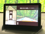 【360&deg;ビューモニター】専用のカメラにより、上から見下ろしたような視点で360度クルマの周囲を確認することができます☆死角部分も確認しやすく、狭い場所での切り返しや駐車もスムーズに行えます。