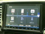 高精度のナビゲーションシステムと、多彩なオーディオ機能が搭載。快適なドライブをサポートし、車内時間をより楽しく演出します。